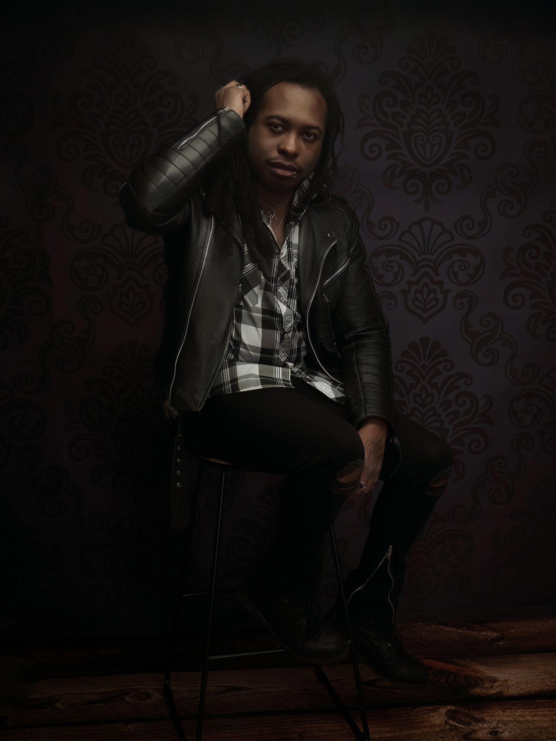 Listen to Archangel Royal’s Haunting New Single ‘Season of The VVitch’ on Europe 1 FM Digital Playlist