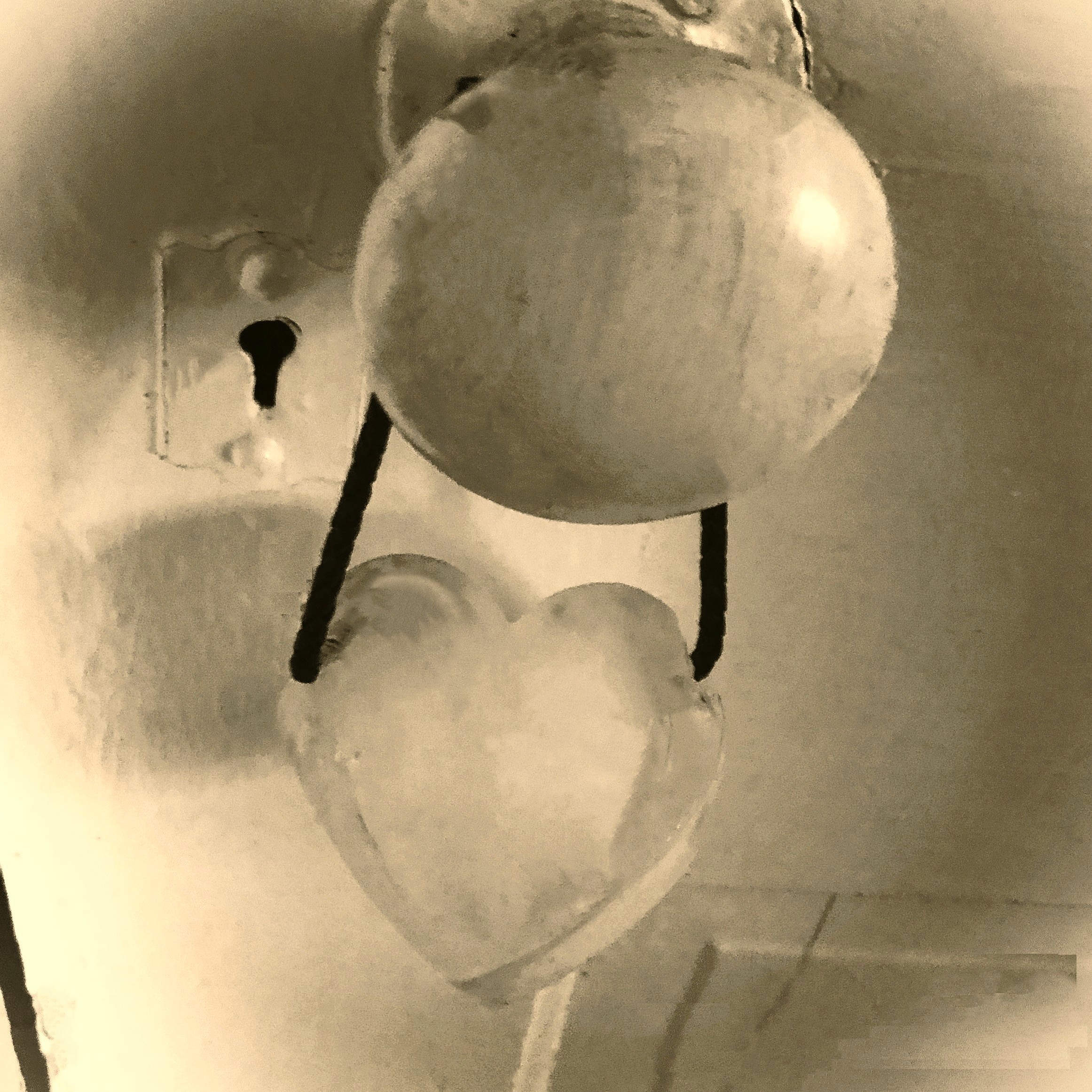 Euro Rock Playlist: Joseph H Dean’s Latest Rock Anthem Hits the A-List – Leave Your Heart At The Door